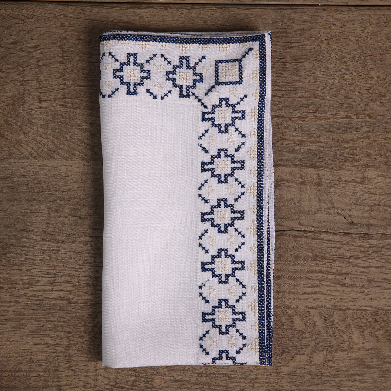 Table linens - Mirakaa